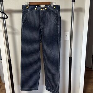Non Stock Jeans